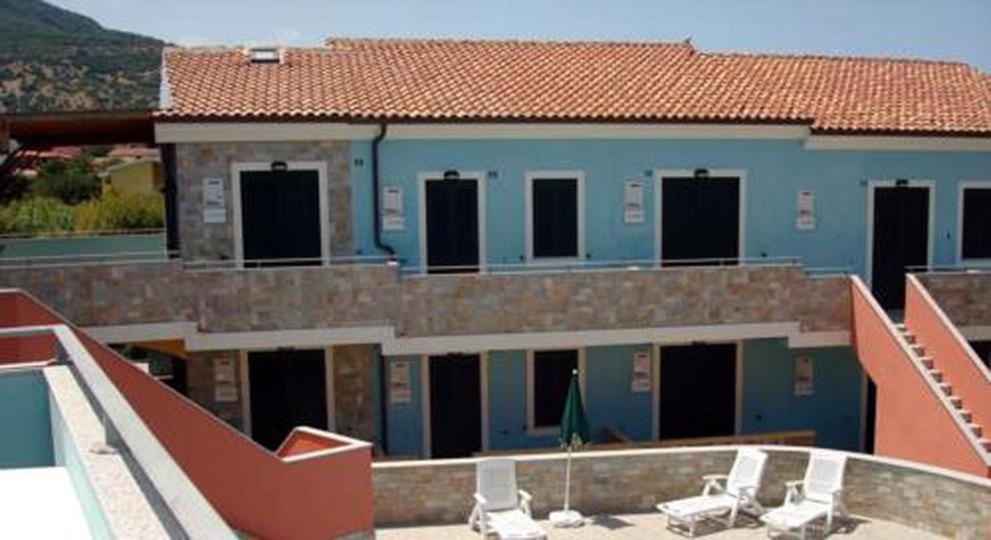Gli Appartamenti Sul Mare Valledoria  Bagian luar foto